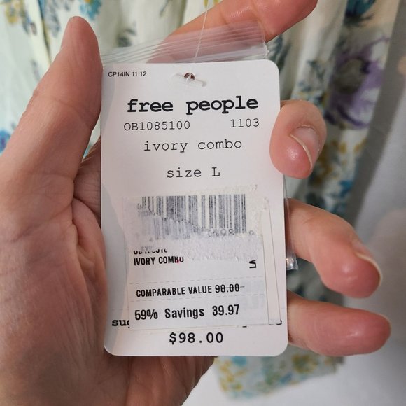 Free People Womens L Cream Floral Hold On To Me Long Sleeve Button Up Blouse NWT - Picture 7 of 11